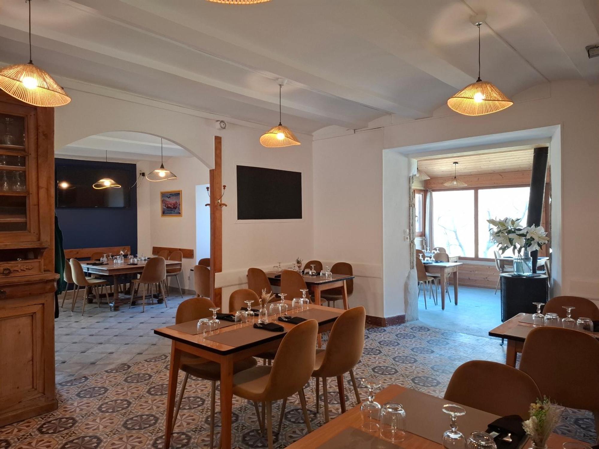 Auberge Arthea Laviolle ภายนอก รูปภาพ