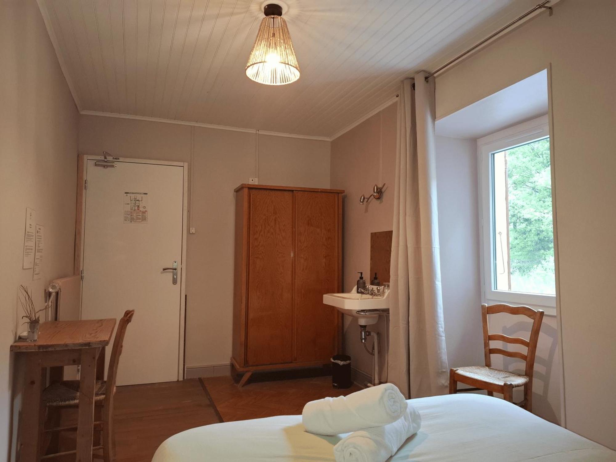 Auberge Arthea Laviolle ภายนอก รูปภาพ